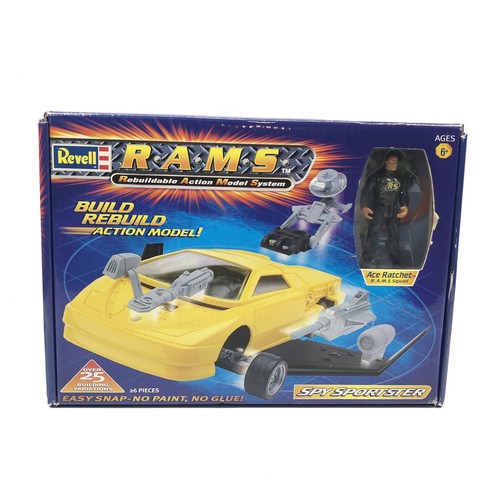 Revell 1:24 RAMS Squad Spy Sporster wiederaufbaubares Action-Modellsystem - offene Box