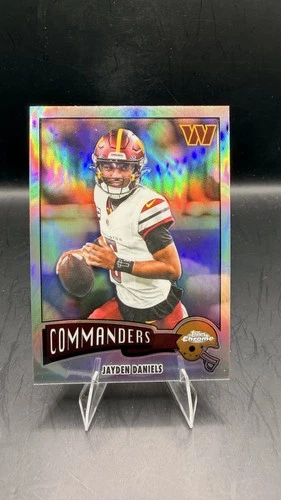 2025 Topps Chrome Jayden Daniels Base (RAW)