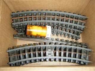 Lionel 13 Pcs of Super O Curve Track w/Power Buss Bars in EXC. condition