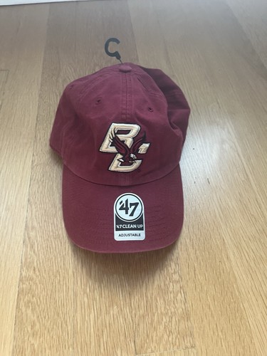 Boston College '47 Mütze dunkelrot verstellbar - neu