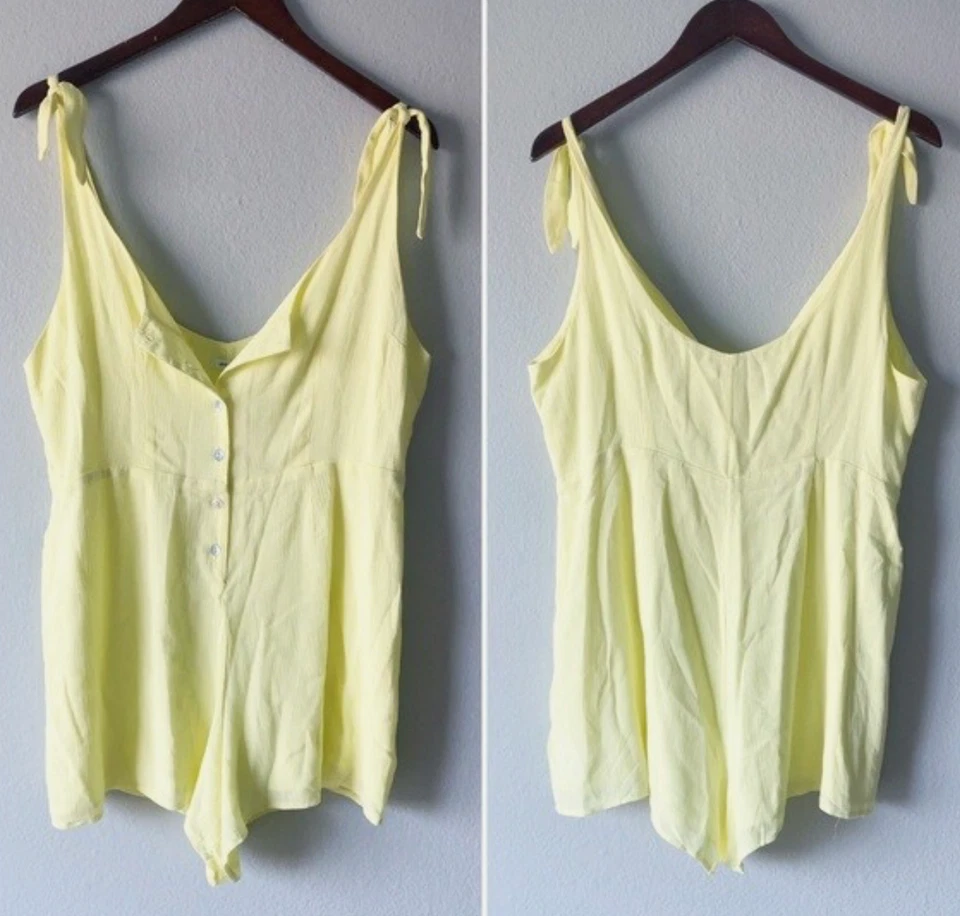 Urban Outfitters KIMCHI MAMELUCO AZUL Amarillo Gasa Arrugada PANTALONES CORTOS Corbata Correas M Foto 2 de 3