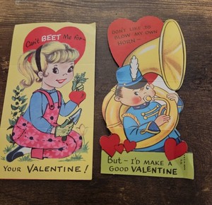 2 Vintage School Valentines Cards Ephemera 