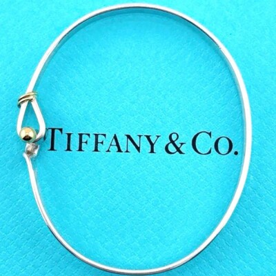 Tiffany & Co. Hook & Eye Bangle Bracelet 18K Yellow Gold 750
