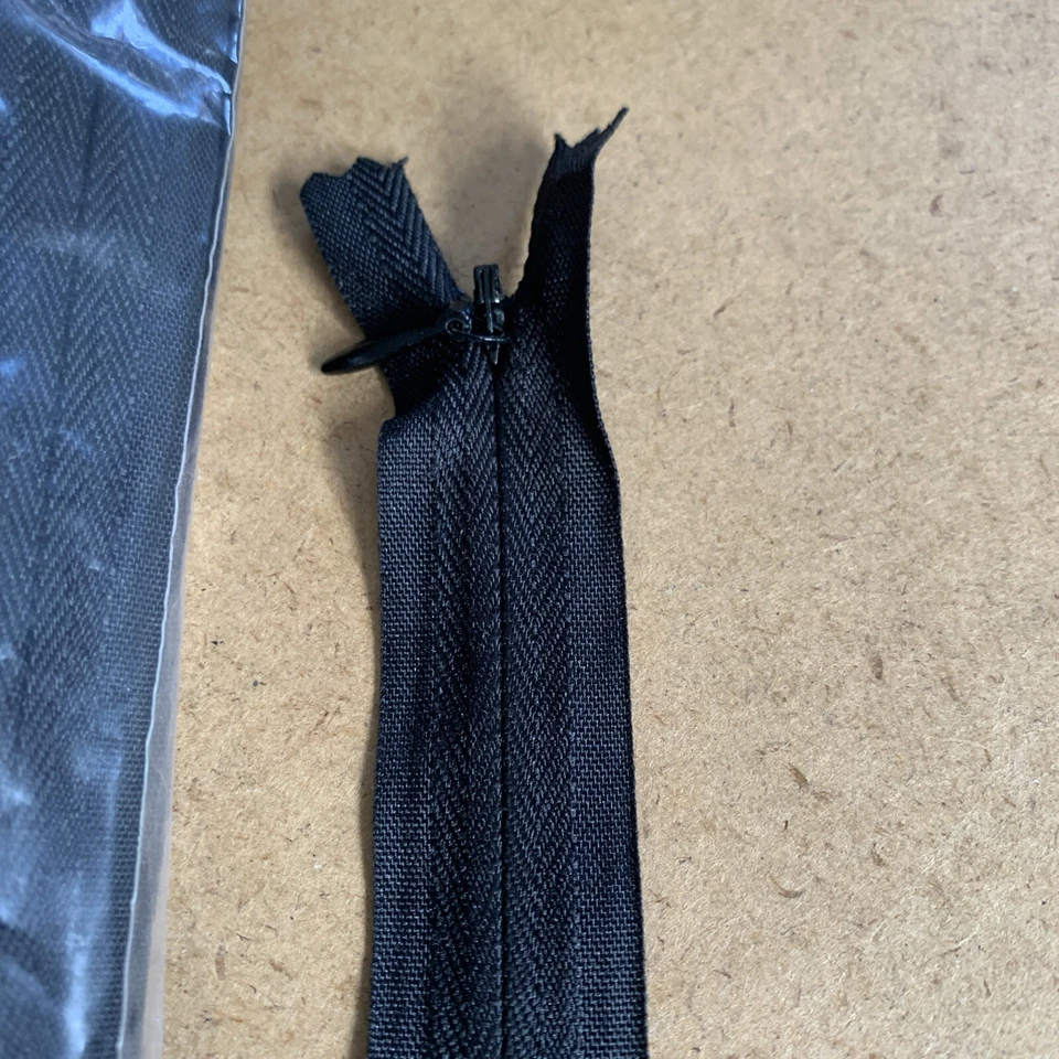 Black Invisible Zip concealed Zipper 9 inch size 3 Closed End Zips x 100 Bulk - Image 3 of 4