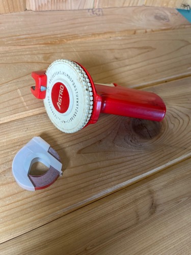 VINTAGE ** ASTRO ~MODEL 48E LABEL MAKER 