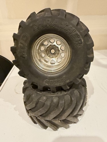 HPI Nitro Wheely King Mud Thrasher Tires Chrome Wheels
