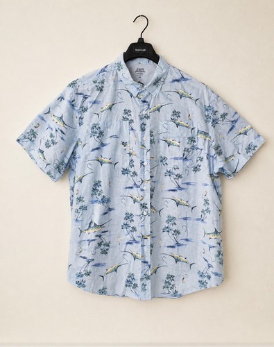 Izod Saltwater Performance Men's Button Up Shirt Short Sleeve Shirt