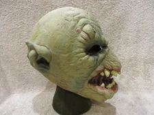 2002 Paper Magic Group PMG Monsterous Menagerie Latex Halloween Mask -SCARY -SEE