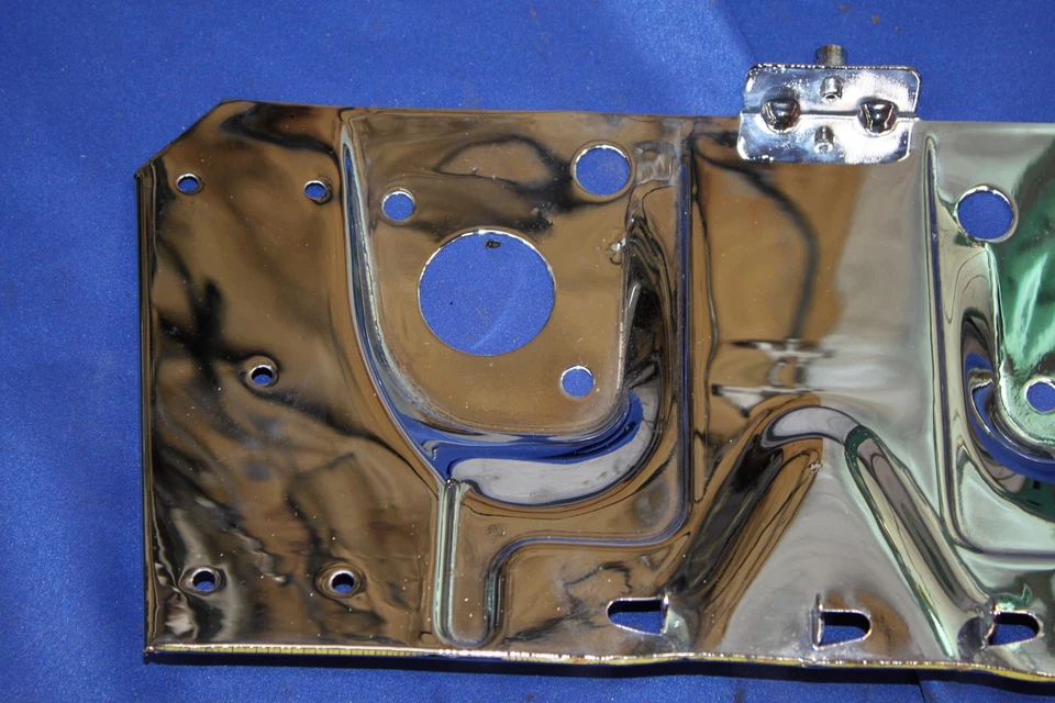 MG MGB Chrome Carburetor Heat Shield Assembly - Image 2 of 4