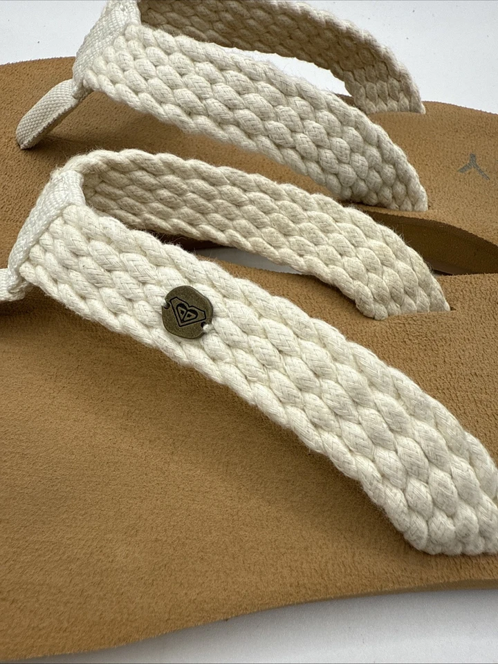 Sandalia Cobian para mujer Roxy talla 10 crema Foto 3 de 4