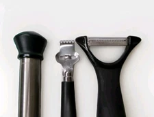 Pampered Chef Lot 3 Kitchen Gadgets Tools Lemon Zester Peeler & Apple Corer