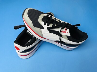 Puma Men's Classic R78 FUTR Low Top Lace Up Comfortable Sneakers Size 6.5C