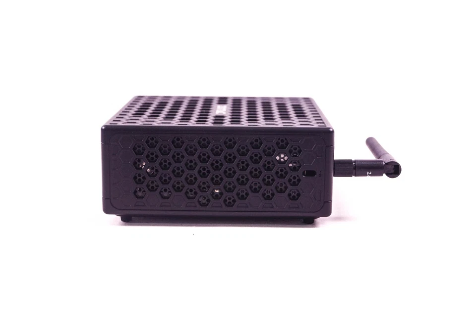 Mini PC Zotac ZBOX CI323 Nano Foto 4 de 4