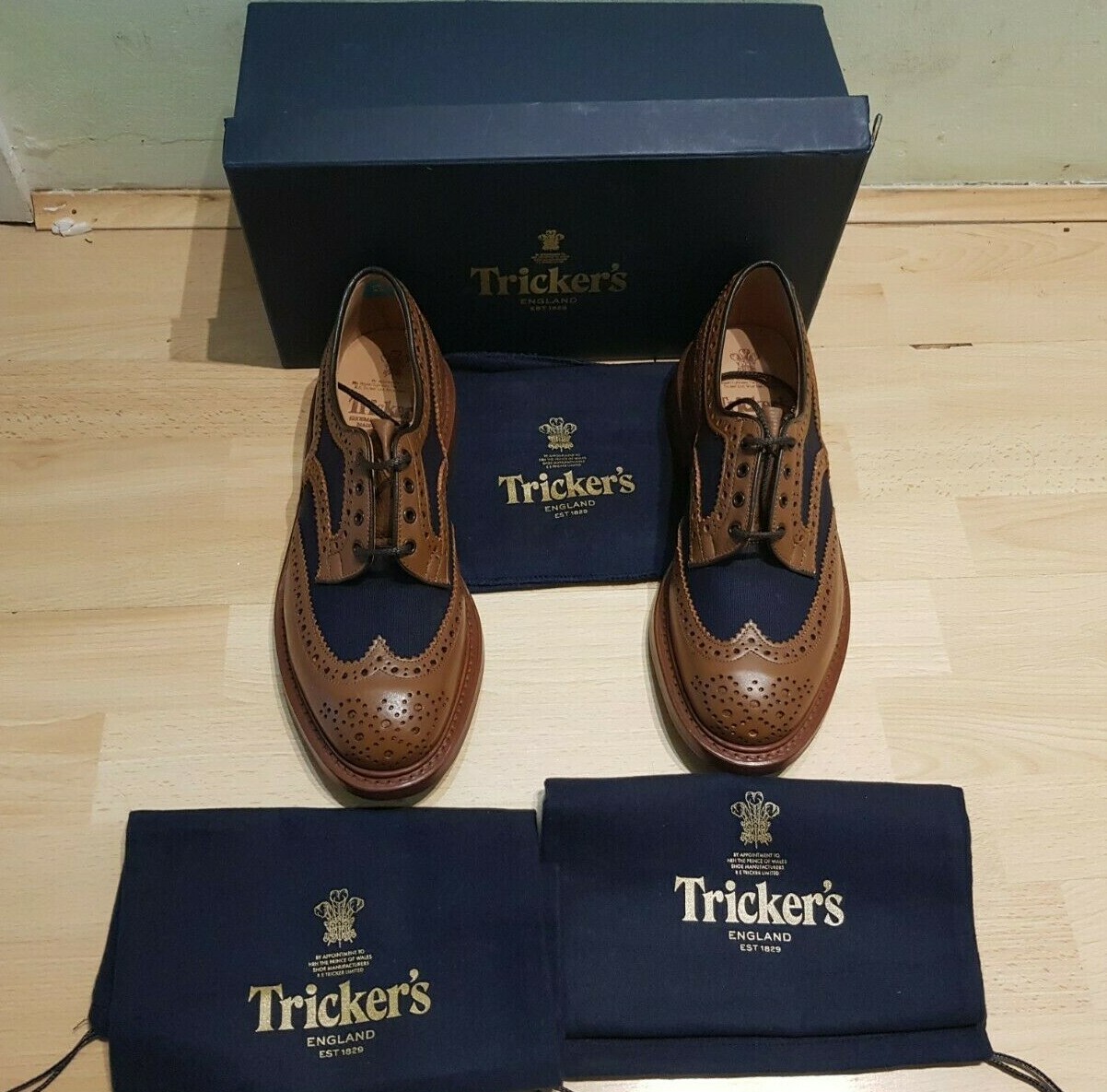 Bowood Two-Tone Derby Brogues, UK 