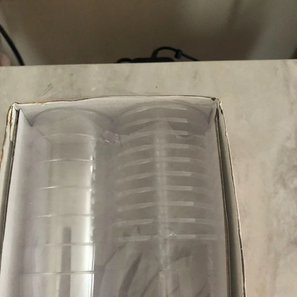 Hanna K. Signature Collection 5 oz. Flautas de champán de plástico 20 unidades - NUEVAS Foto 4 de 4