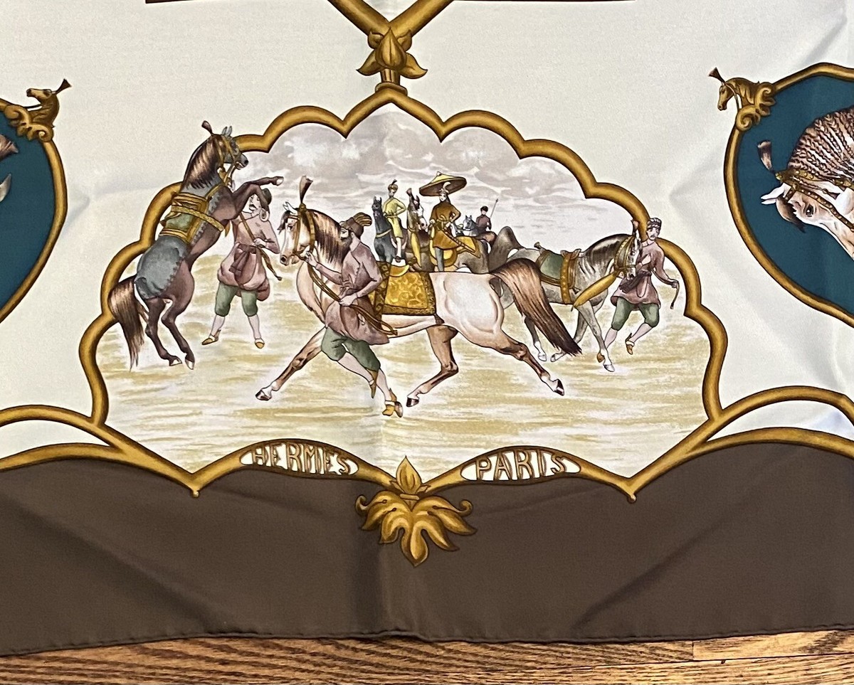 エルメス　シルク　カレ90 LES CHEVAUX DES MOGHOLS Hermes Scarf LES CHEVAUX DES MOGHOLS 90cm Silk Carre Foulard