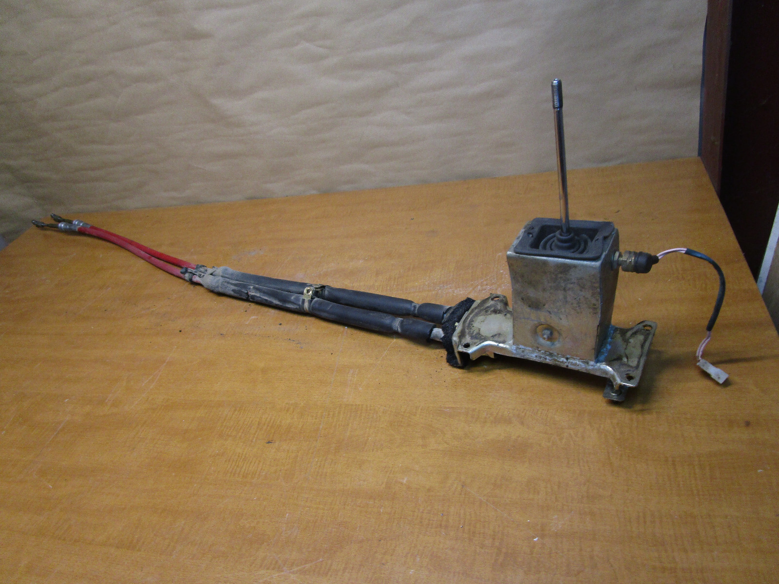 Ferrari 348 - Shifter Box Assembly With Control Cables (USED) - P/N 144743