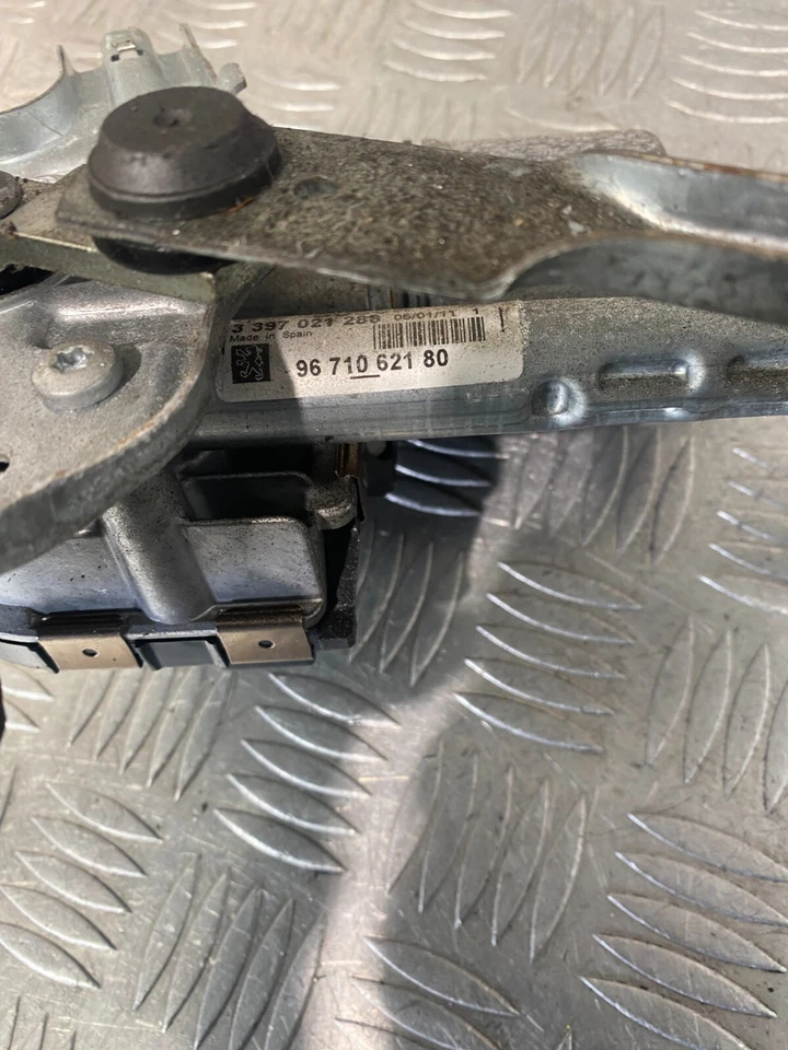 Peugeot 3008 MK1 2015 motor limpiaparabrisas delantero derecho del lado del conductor 9671062380 #10 Foto 3 de 4