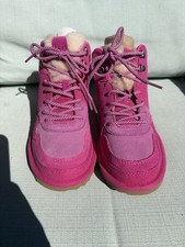 Brand New UGG Highland Hi Heritage Boot - Kids Size 5
