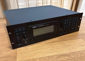 YAMAHA TG33 音源モジュール　極美 Yamaha TG33 Sample Library — NoiseTheorem