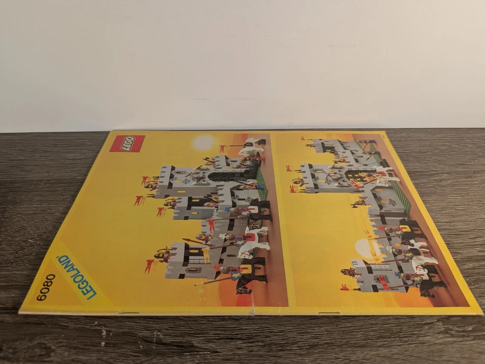 Vintage LEGOLAND King's Castle #6080  Original Instruction Manual ONLY Lego 1984 - Image 3 of 4