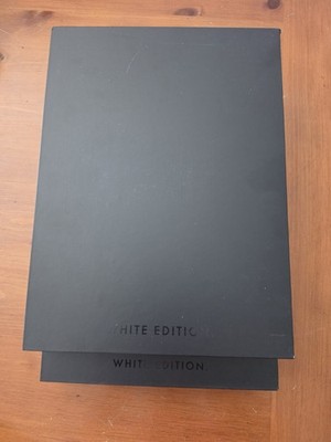 Vault X White Edition 9 Pocket Zip Binder - SEALED/BRAND NEW/NEVER OPENED