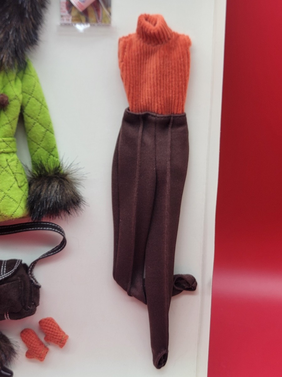 2004 Mattel Barbie Fashion Model Collection Skiing Vacation #G5271