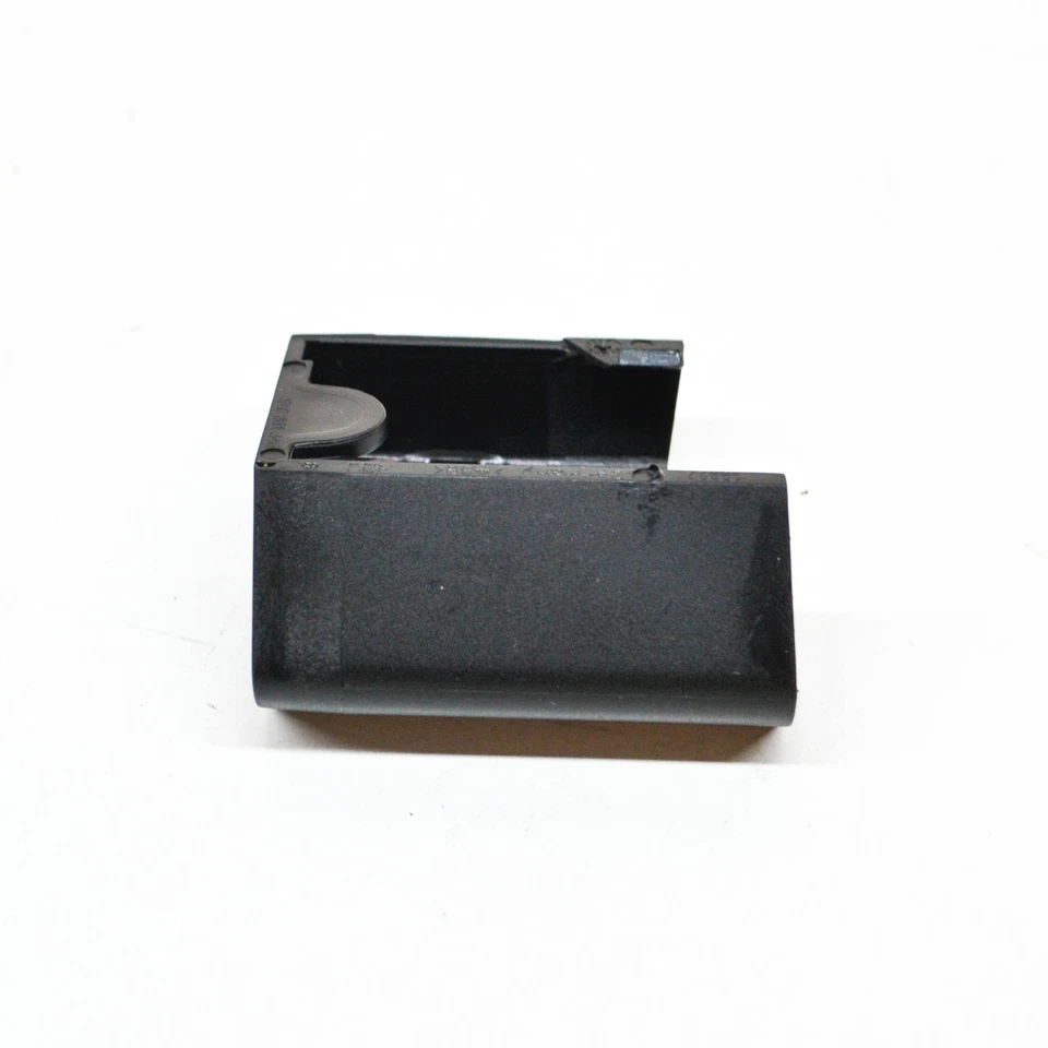 AUDI A3 S3 8V Rear Left Outer Seat Track Cover 8V0881348B01C NEW GENUINE - Image 2 of 4