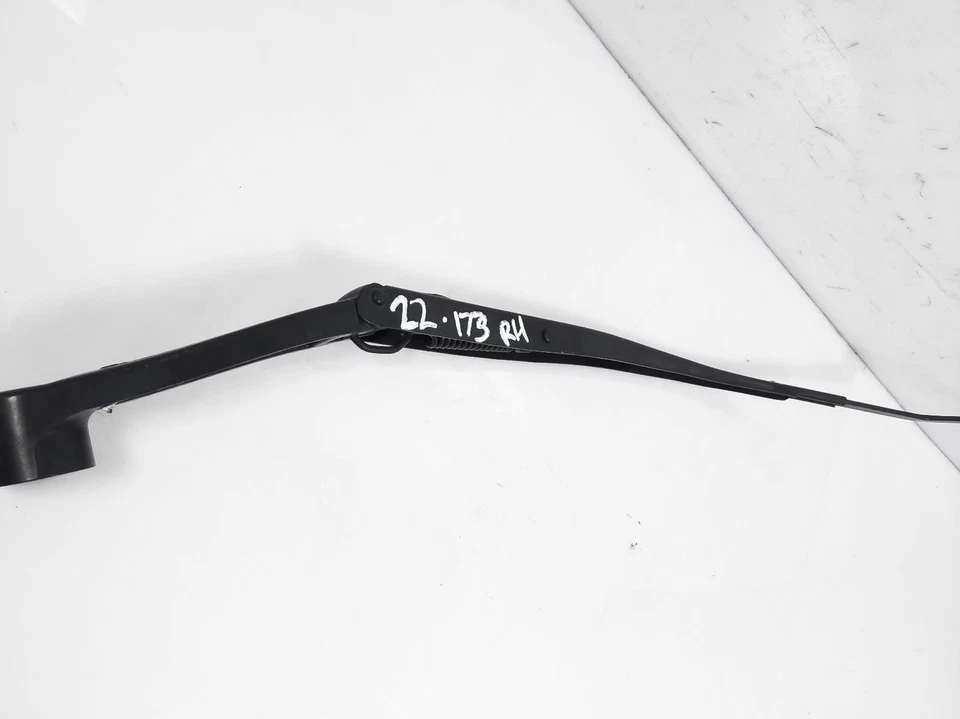 Brazo limpiaparabrisas Hyundai Veloster Turbo 2012-2017 1,6 L pasajero 98320-2V000 Foto 2 de 4