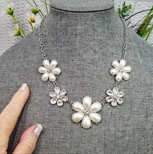 New Clear Crystal Pearl Bead Flower Blossom Bib Silver Tone Choker Necklace
