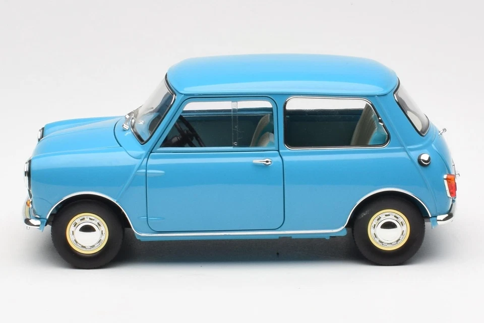 08964BL Morris Mini Minor Blue Kyosho 1/18 - Image 4 of 4