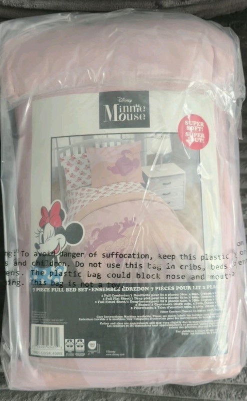 Jay Franco Minnie Mouse 7 Pc Bed Set, Full Size, New