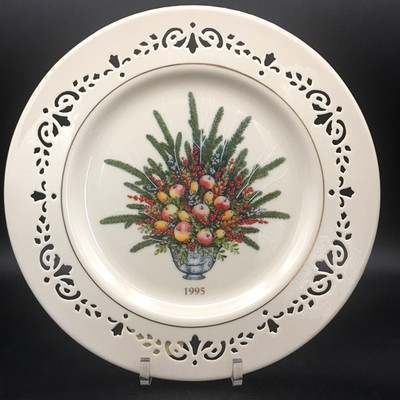 Lenox Colonial Bouquet Virginia Plate 1995 First Colony 10.5'' 24K Gold Trim