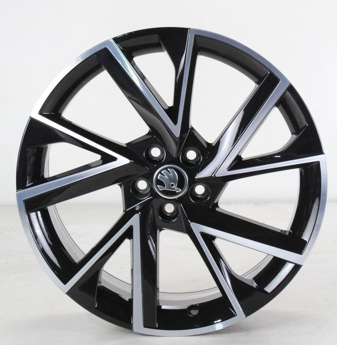 Skoda Kamiq NW Single Wheel 18 Inch Vega Alloy Rim 657601025G