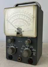 Heathkit V-7A Vacuum Tube Voltmeter Powers On Untested.