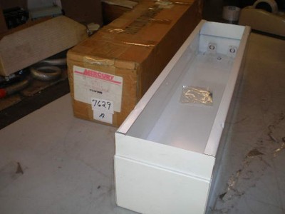 Mercury Fluorescent Fixture #6E-217-OCT-9A-ELB-277V (NIB)