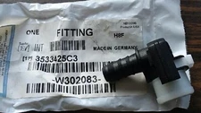 1 New International Navistar 90 Deg Degree Fuel Line Fitting Pipe Tube 3533425C3