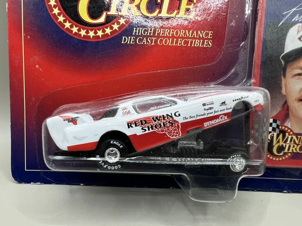 Zapatos Pat Austin Red Wing 1997 Funny Car Dragster NHRA Diecast 1:64 Foto 4 de 4