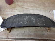 2000-2005 Chevy Cavalier Speedometer Tachometer Cluster Gauges Oem 00-05
