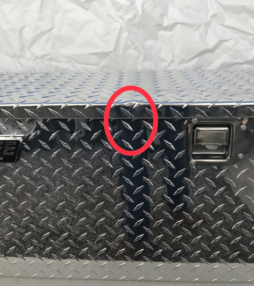 Dee Zee Aluminum Truck Tool Box Silver DZ6163N Damaged No