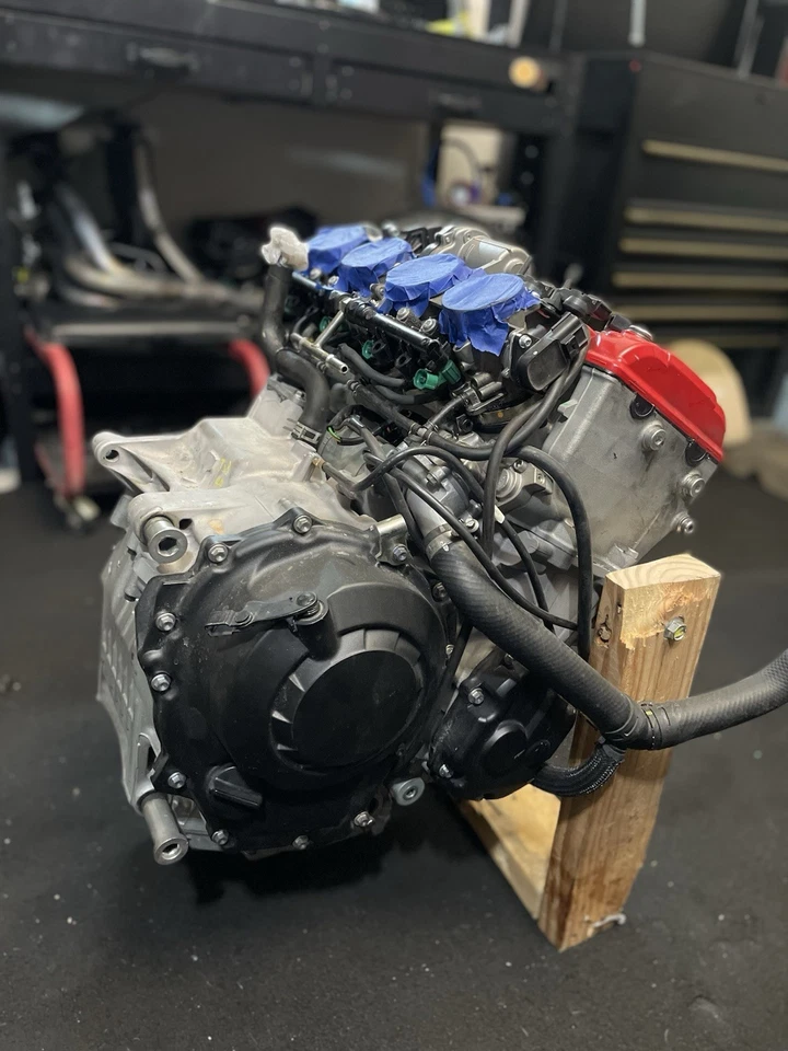 OEM 2016-2020 KAWASAKI NINJA ZX10 ZX10R MOTOR COMPLETO 9.000 MILHAS - Imagem 3 de 4