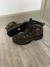 Hi-Tec Men's Walking Boots Vibram Sole Size UK 10 Brown Leather Lace Up