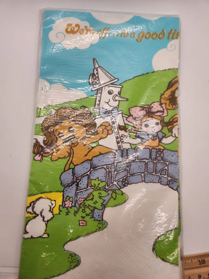Vintage 1979 American Greetings Party Maid Table Paper Cover Wizard of Oz NOS - Image 2 of 4