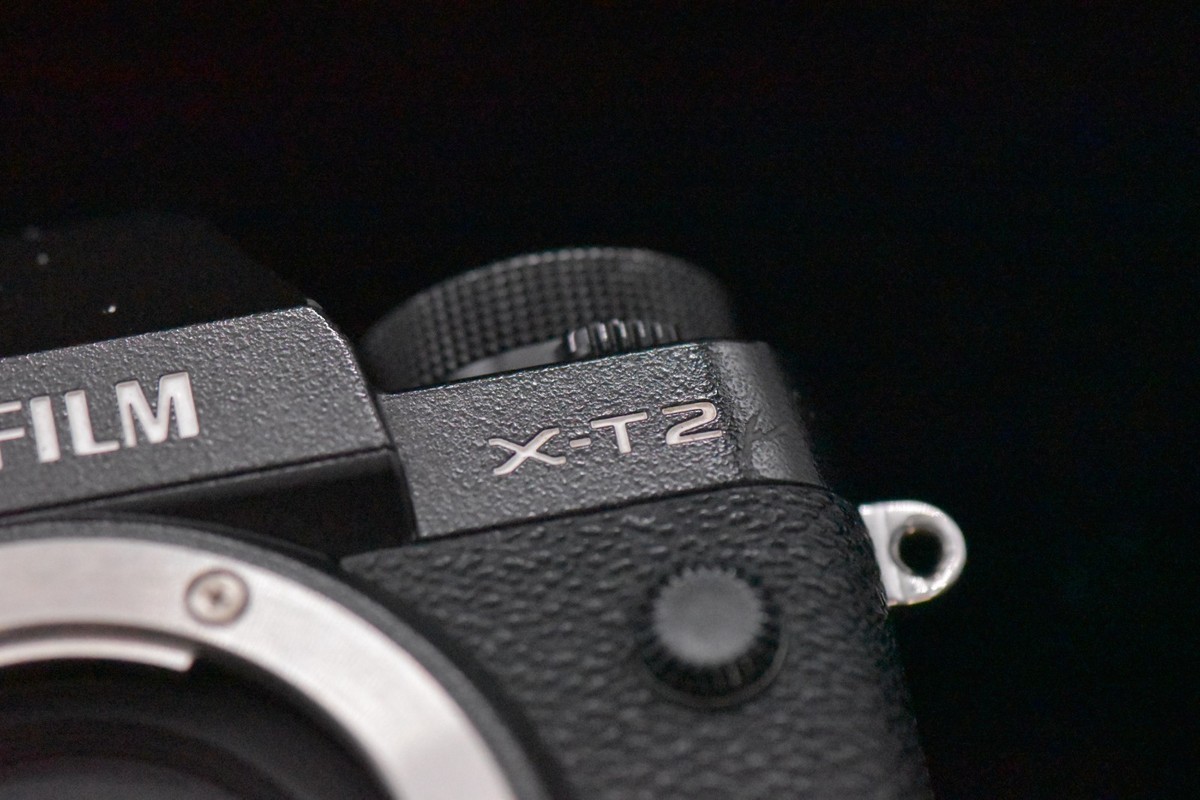 <美品> FUJIFILM X-T2 Amazon.com : Fujifilm X-T2 Mirrorless Digital Camera, Black
