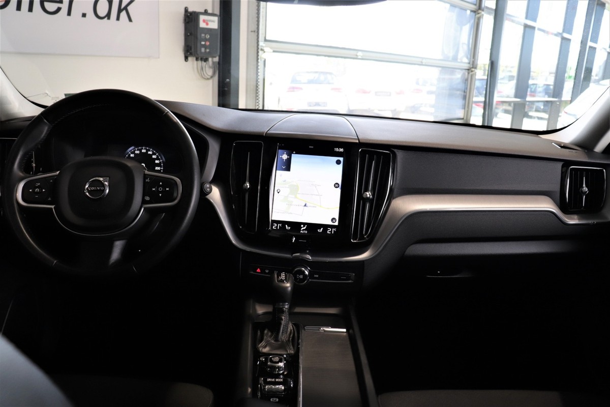 Volvo XC60 2,0 D4 190 Momentum aut. AWD