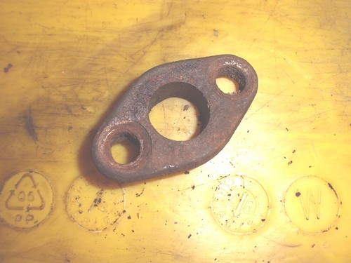 Druckstück für Einspritzdüse von Fendt Farmer 2S (FW 138S) mit MWM D208-3