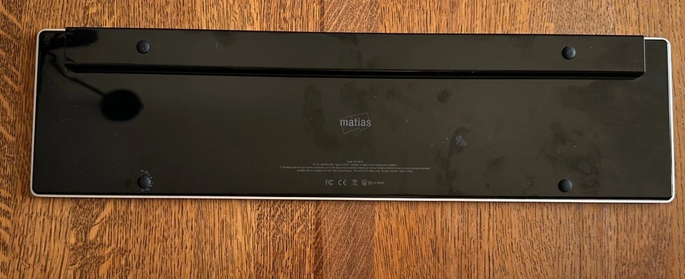 Matias Bluetooth Wireless Aluminum Keyboard FK418BTB - Image 2 of 3