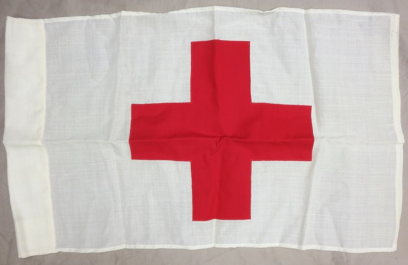 Vietnam Vintage RED CROSS FLAG AMBULANCE MARKER U.S. GI Issue 2x3 Ft. 1968 Dated