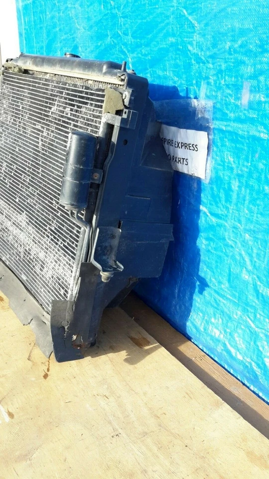 2005-2010 Nissan Xterra Radiator Condenser Cooling Fan 21410EA205 OEM - Image 3 of 4