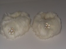 D. STEVENS WHITE CITY ESCAPE GARDEN COLLAR FAUX FUR COLLAR CUFFS ONE SIZE